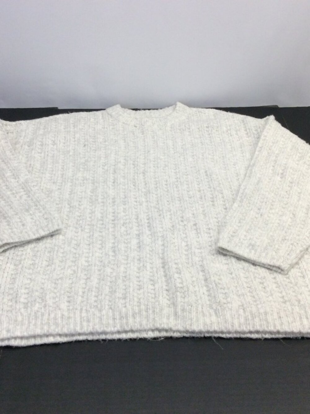 American Eagle Fisherman Cable Knit Sweater Size S White Grey Crewneck Chunky